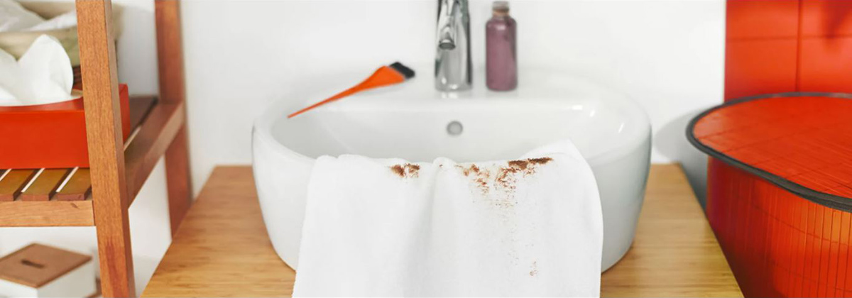 6. How to Get Rid of Blue Hair Dye Stains on Your Skin - wide 1